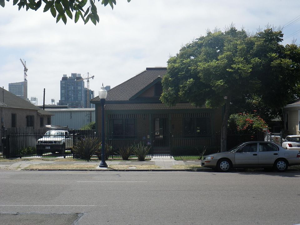 1st image of 454 17th St