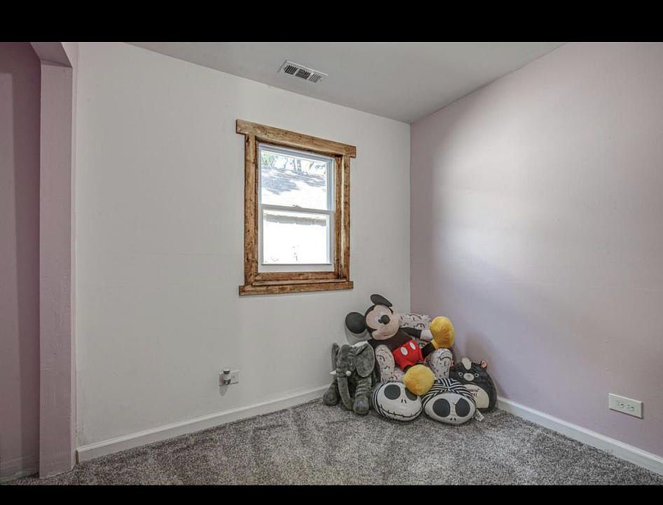 1st image of 25582 W Grant Ave
