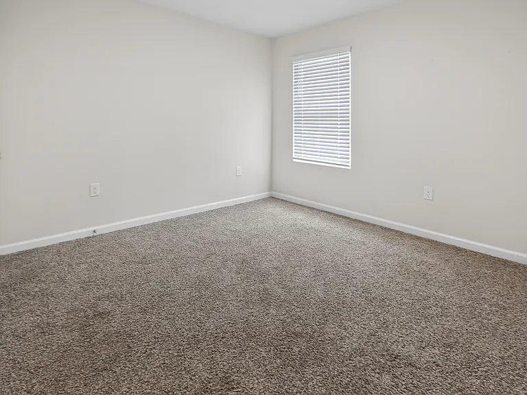 6817 Interlachen Ln — Photo 6