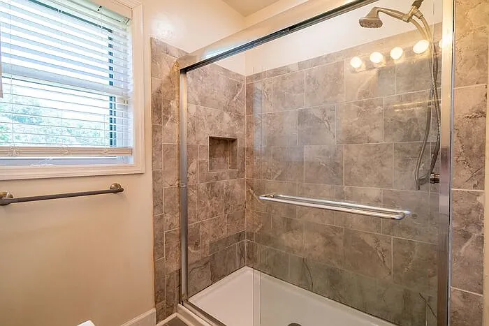 2520 Brentwood Pl — Photo 30