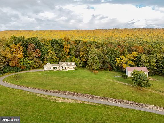 2nd image of 3228 Old Mountain Rd