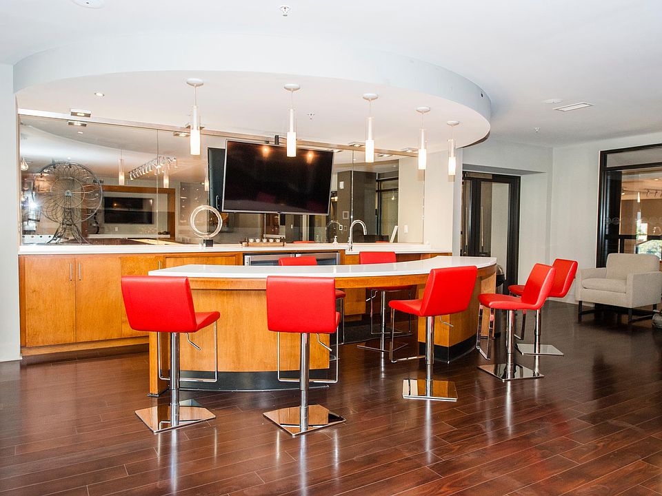 Bar in Mingle Room