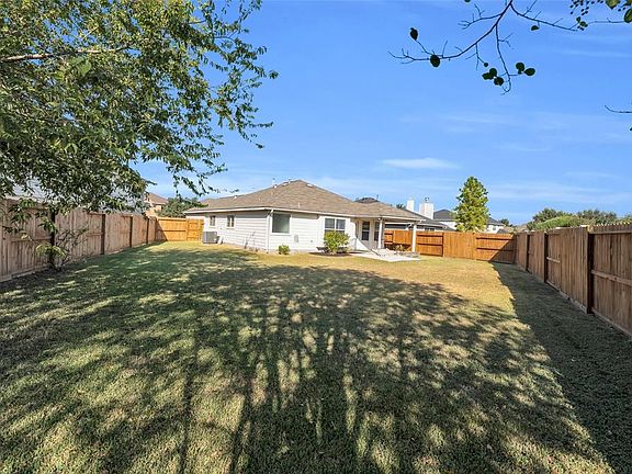 5th image of 11010 Knobbley Oak Court