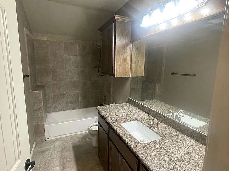 12016 Jadesdale Cir — Photo 11