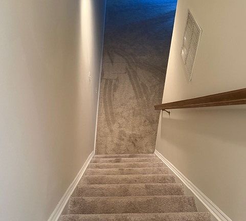 3rd image of 165 Royal Ct