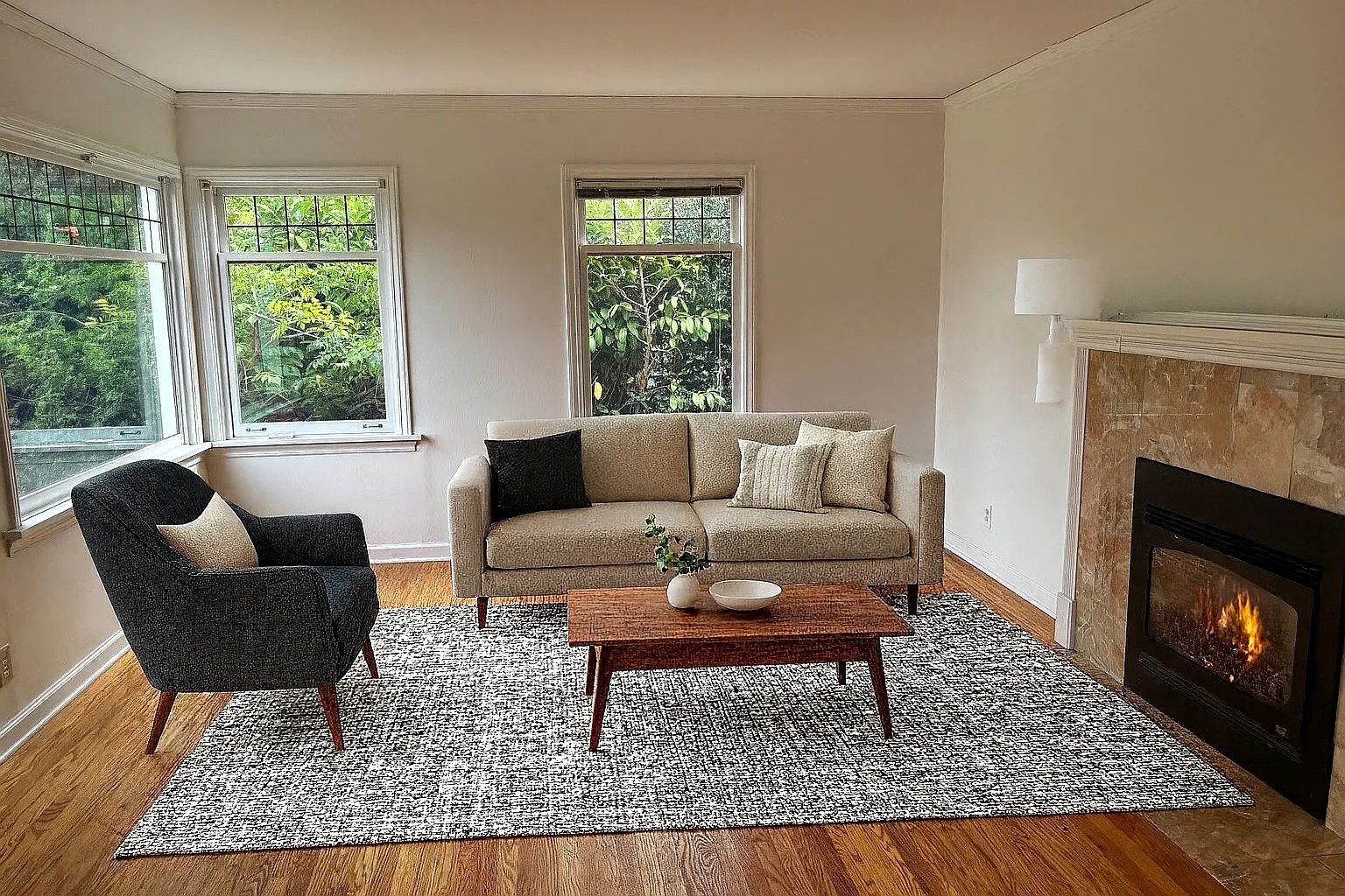 2 bed, 1010 sqft, $3,750 — Photo 2