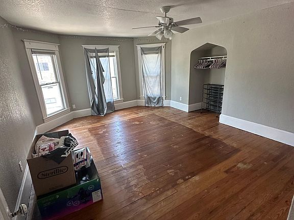 5th image of 1383 W Main St