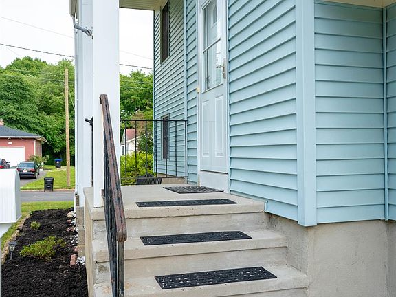 2nd image of 47 Inwood Dr
