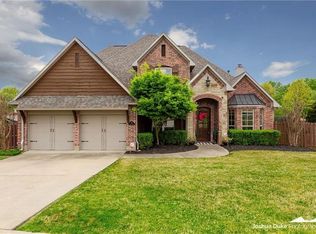 323 Saint James Ave, Springdale, AR 72764