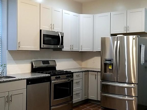3rd image of 2349 S Saint Louis Ave #2