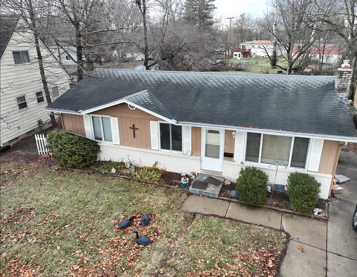 3715 Stratford Ave photo 1