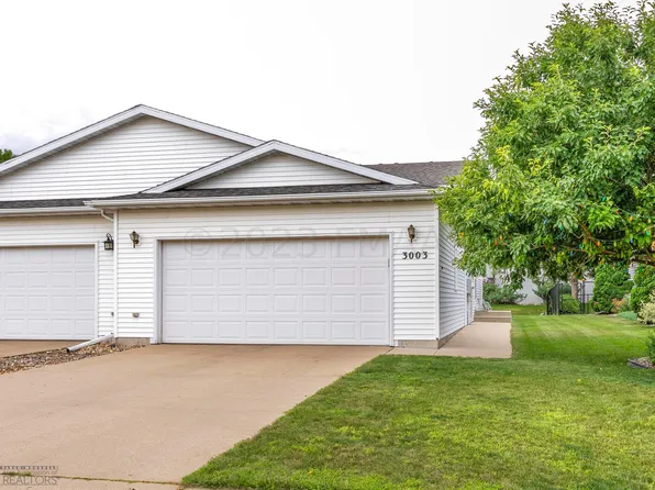 3003 Dakota Park Cir S, Fargo, ND 58104