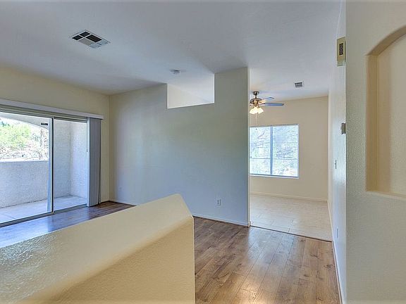 4th image of 2975 Bluegrass Ln APT 223