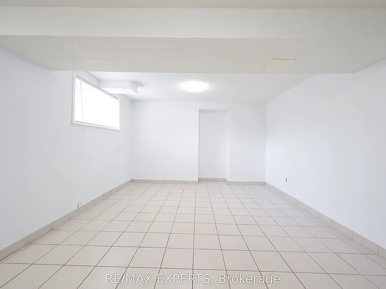 59 Silver Arrow Cres #BASEMENT — Photo 7