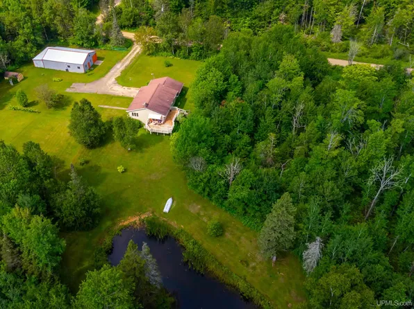 N5408 Nummela Rd, Skandia, MI 49885