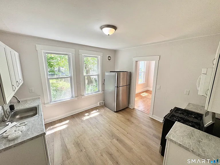 65 Lilac St #1 — Photo 10