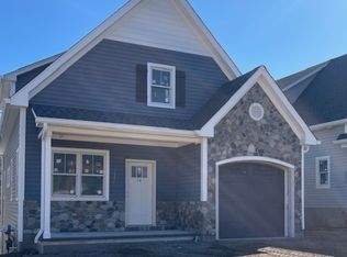 16 Birdie Ln, Boonton, NJ 07005