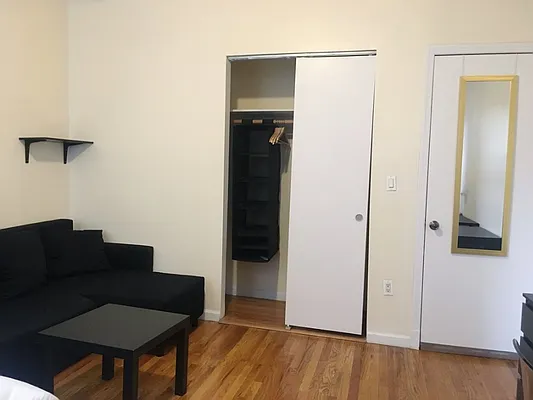 Rented by Urban Pads | media 8