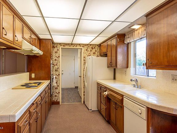 4th image of 253 Anacapa Dr