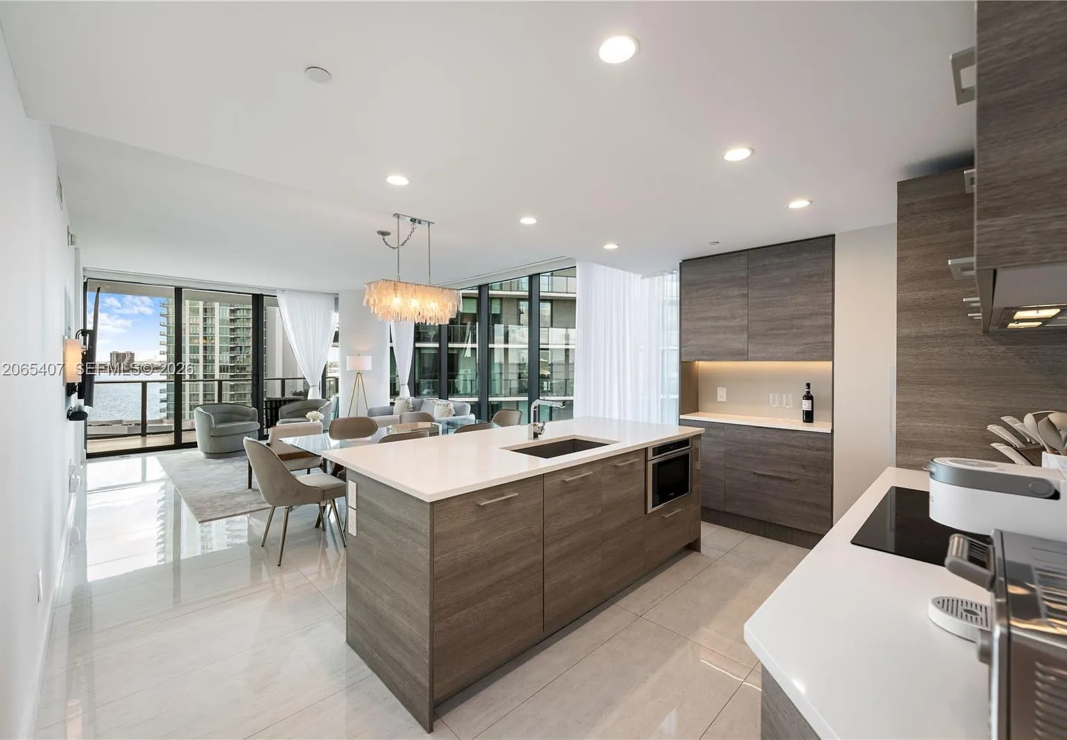 Paraiso Bay Condo — Photo 2