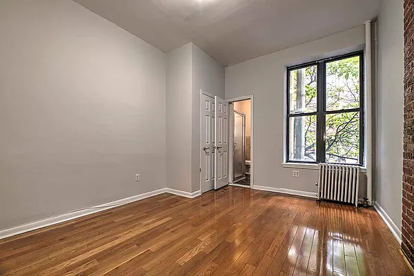 Rented by REAL New York | media 16