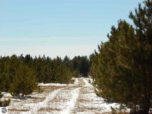 3rd image of 75 Acres Canby Rd