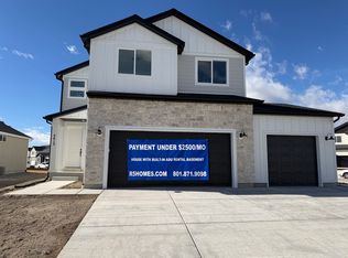 5413 N Orville St, Eagle Mountain, UT 84005