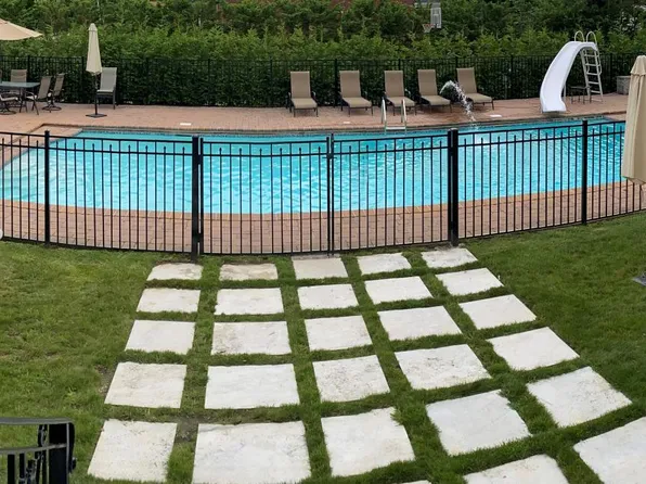 (undisclosed Address), Lawrence, NY 11559