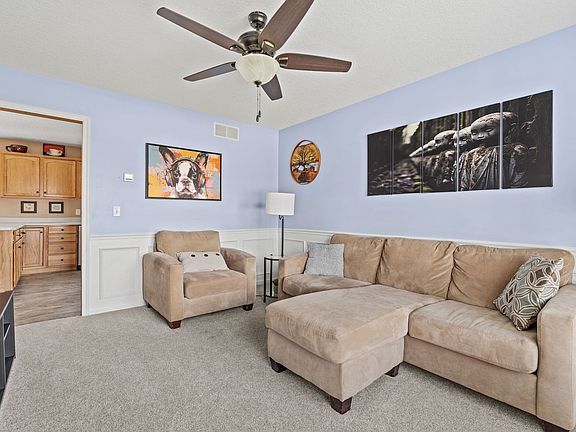 5th image of 702 Meadows Ct