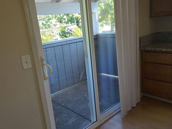 3rd image of 1143 W 1st St #7031428