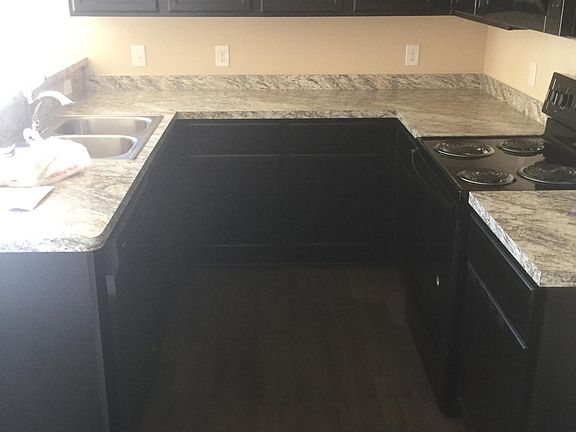 3rd image of 1344 Glen Garden Dr
