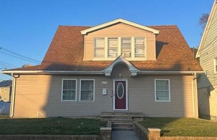 1st image of 110-03 Colfax St