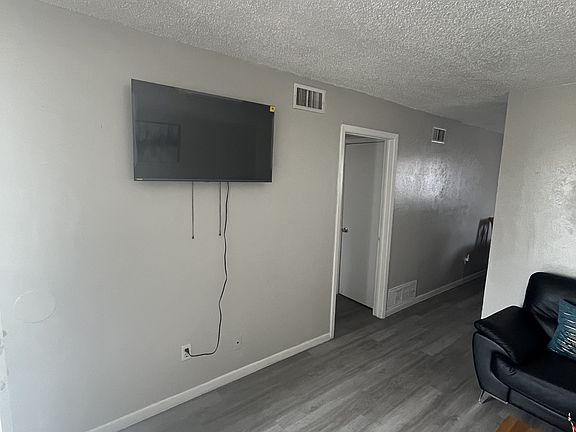 3rd image of 605 Atkinson Ave #11361702