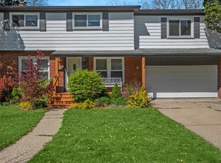 2704 Colony Rd, Ann Arbor, MI 48104