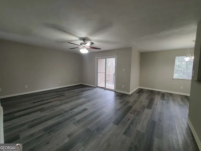 2396 Lawrenceville Hwy #F — Photo 2