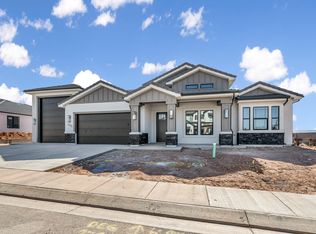 1332 E Mountain Ridge Dr, Washington, UT 84780