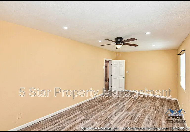 1212 N Laurel St #B — Photo 18