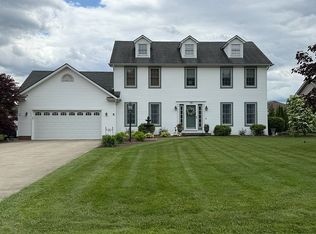 755 Greenfield Dr, Youngstown, OH