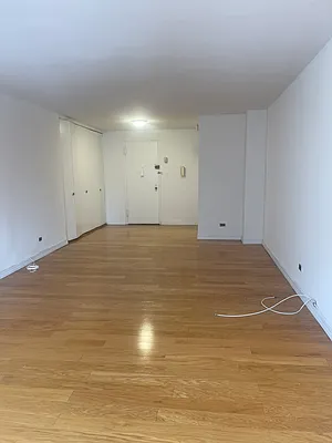 Rented by Lodger Corp | media 8