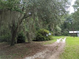 410 Carter Ln, Darien, GA 31305