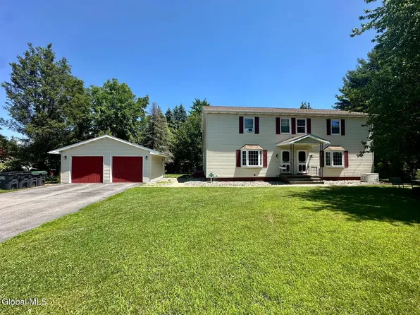 229 Middletown Road, Waterford, NY 12188