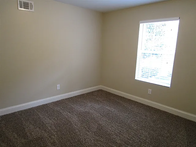 406 Howell Xing — Photo 26