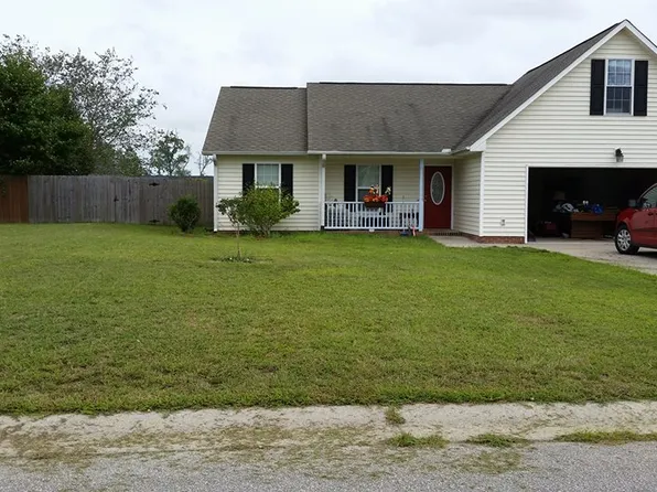 10 Oxford Dr, Angier, NC 27501