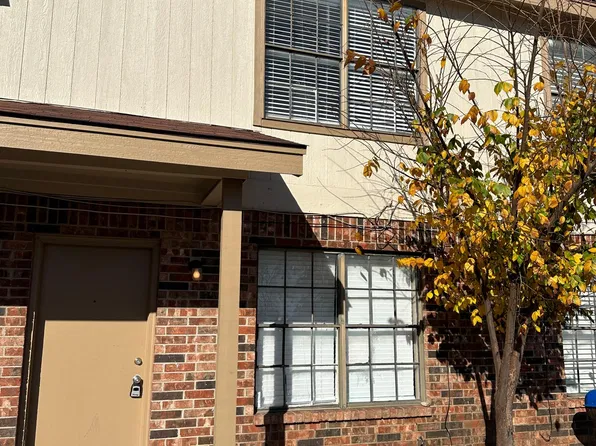 907 S Mesquite St, Arlington, TX