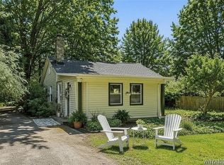 5875 Lakeview Ter, Lake View, NY 14085