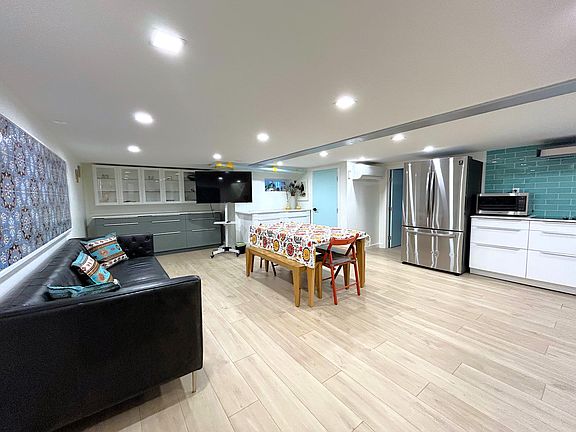 living room, dining room, open kitchen