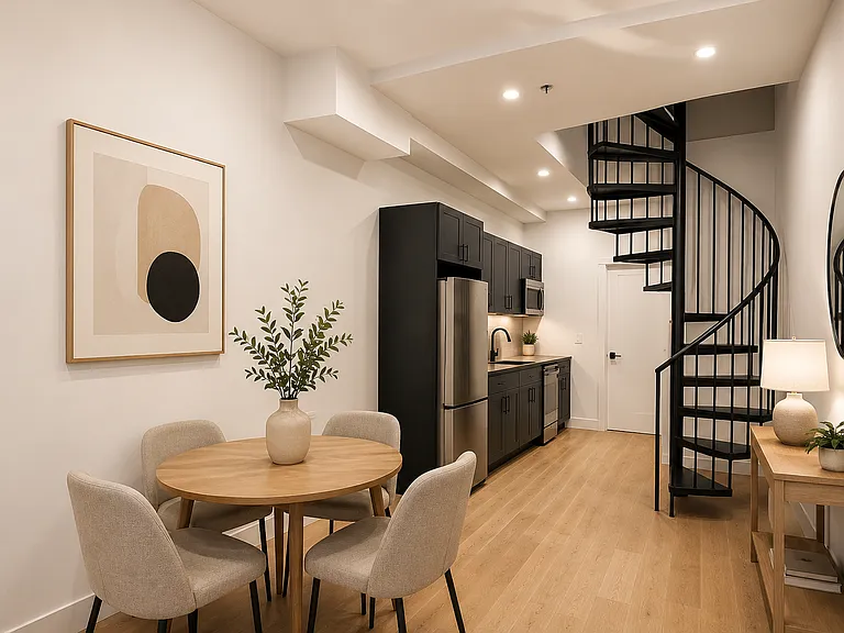 139 Meserole St #4B — Photo 3