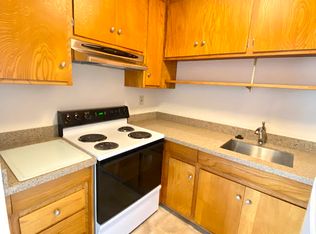 2311 Carlmont Dr #A-16, Belmont, CA 94002