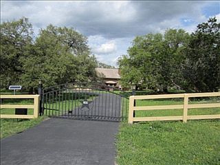 1st image of 144 Paloma Dr