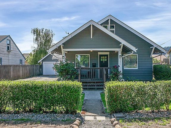 2421 SE 85th Ave, Portland, OR 97216 | Zillow